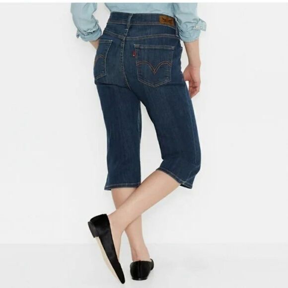 Levi's 512 Jean Size 6 Capri Perfectly Slimming Denim - Picture 1 of 12